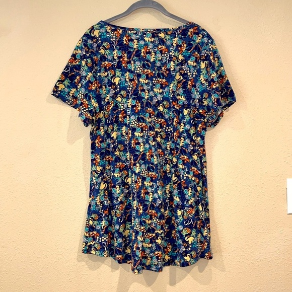 Women’s LulaRoe Disney Classic T-Shirt Blue Mickey Mouse Short Sleeve size XL - Picture 4 of 5